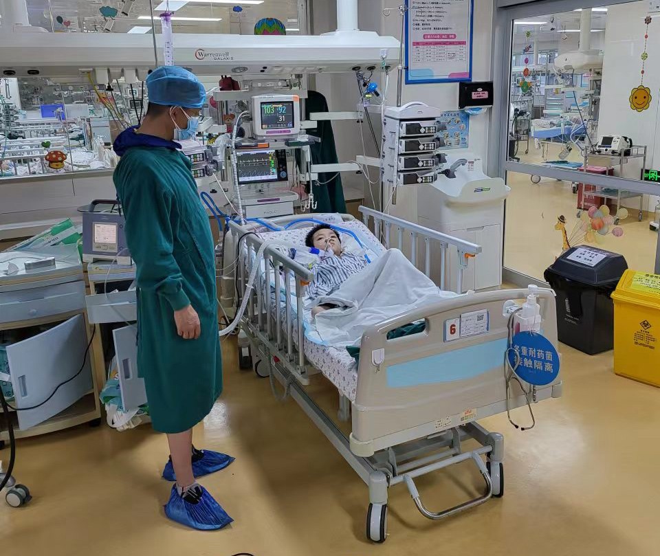 涉县跨省救护车出租公司